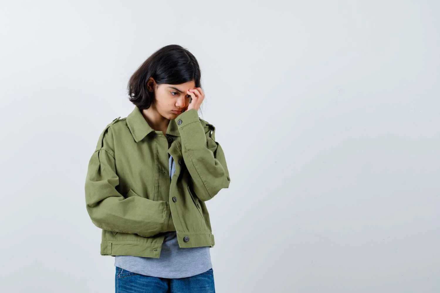 identify signs of anxiety disorders